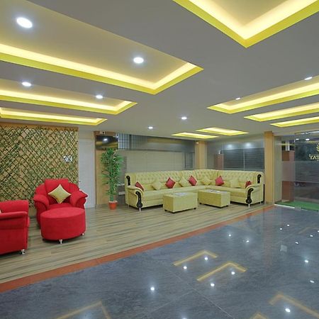 Sm Royal Suites - Hotel Near Kempegowda International Airport Bangalore Devanahalli Buitenkant foto