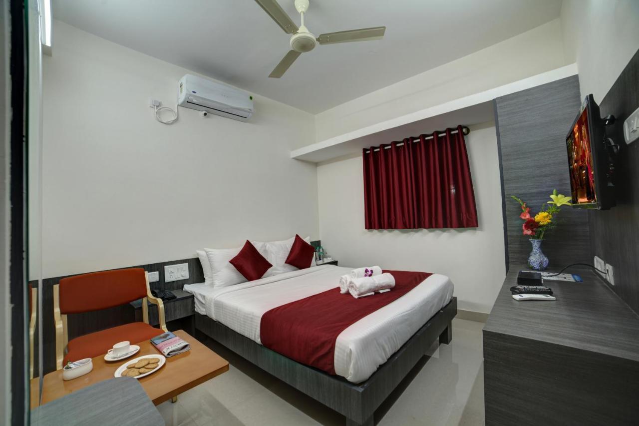 Sm Royal Suites - Hotel Near Kempegowda International Airport Bangalore Devanahalli Buitenkant foto